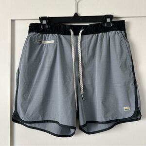 Vuori Banks Short Blue Stripe Size Large
